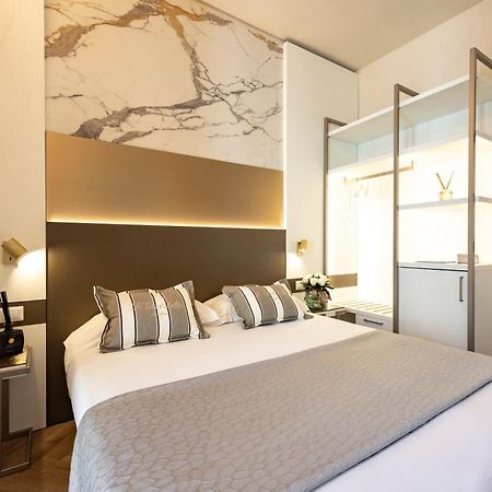 Hotel Villa Paola Rimini Esterno foto