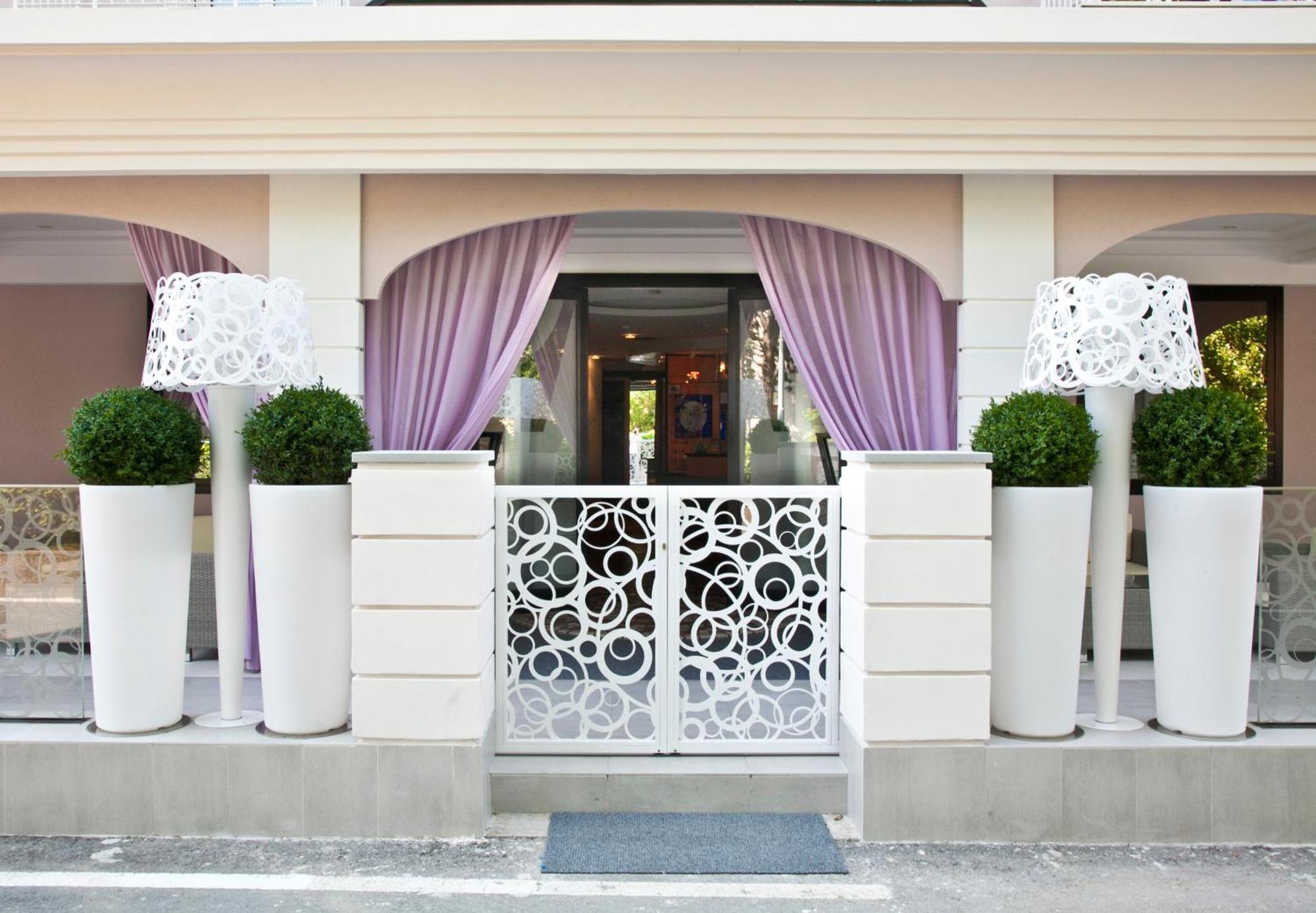 Hotel Villa Paola Rimini Esterno foto