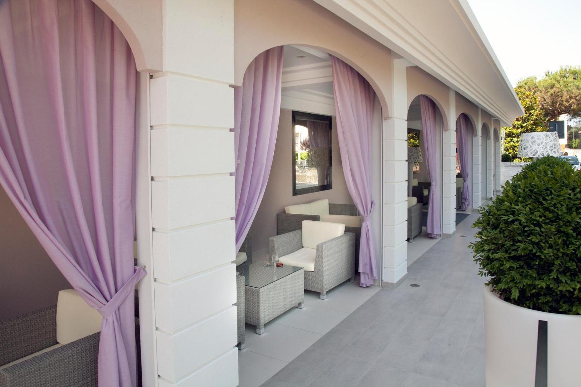 Hotel Villa Paola Rimini Esterno foto