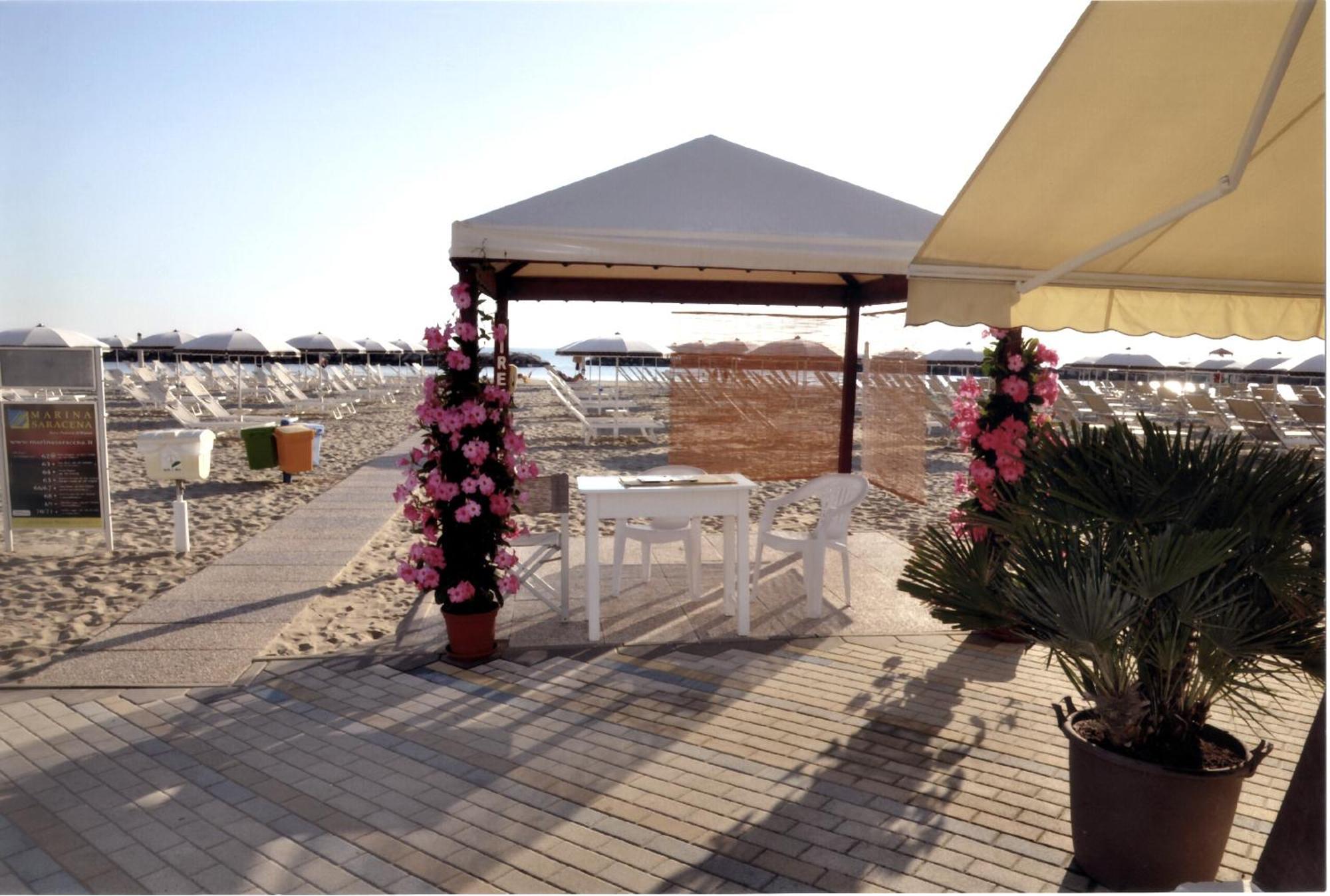Hotel Villa Paola Rimini Esterno foto