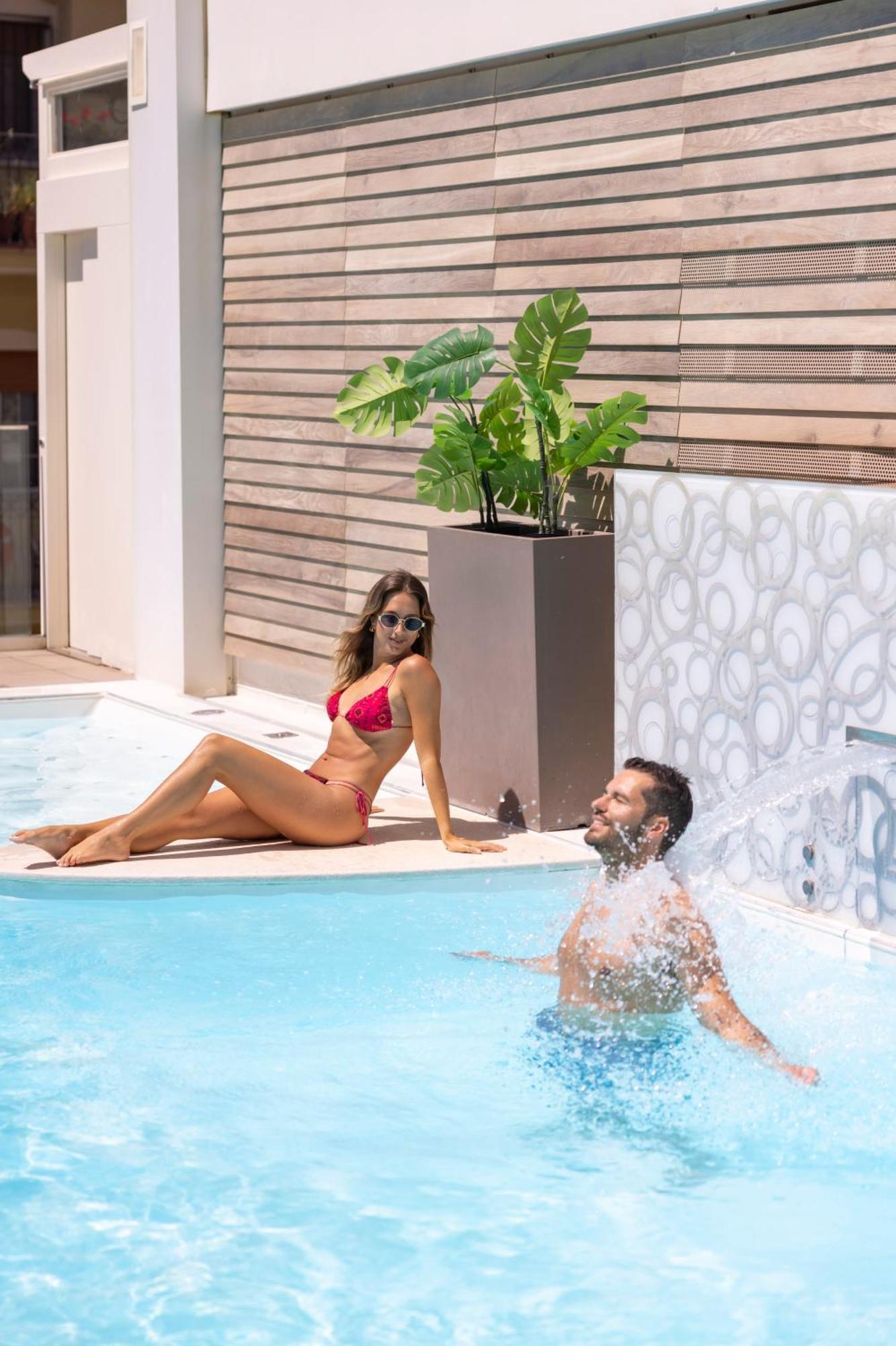 Hotel Villa Paola Rimini Esterno foto