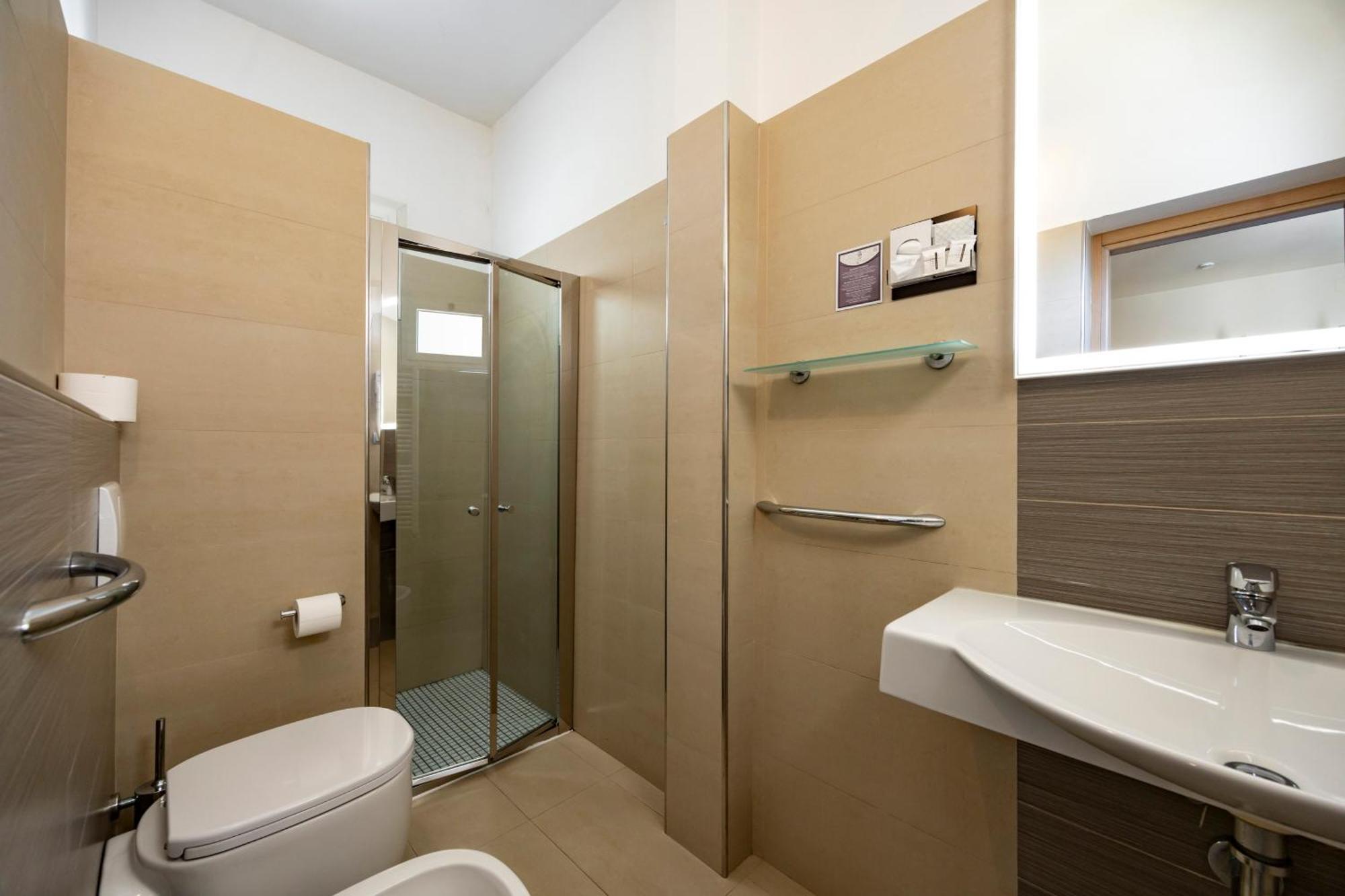 Hotel Villa Paola Rimini Esterno foto